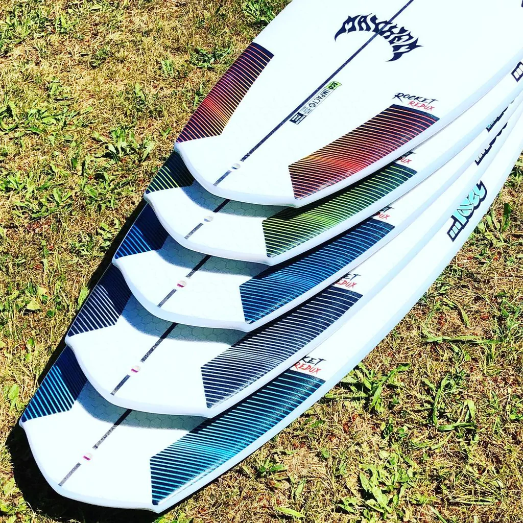 LIBTECH - LOST ROCKET REDUX 5'10 (FUTURE FINS COMPATIBLE)