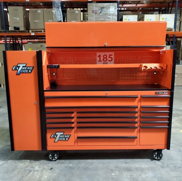 ToolboxScratch & Dent, Extreme Tools DX Series 72 x 21 Triple Bank Roller